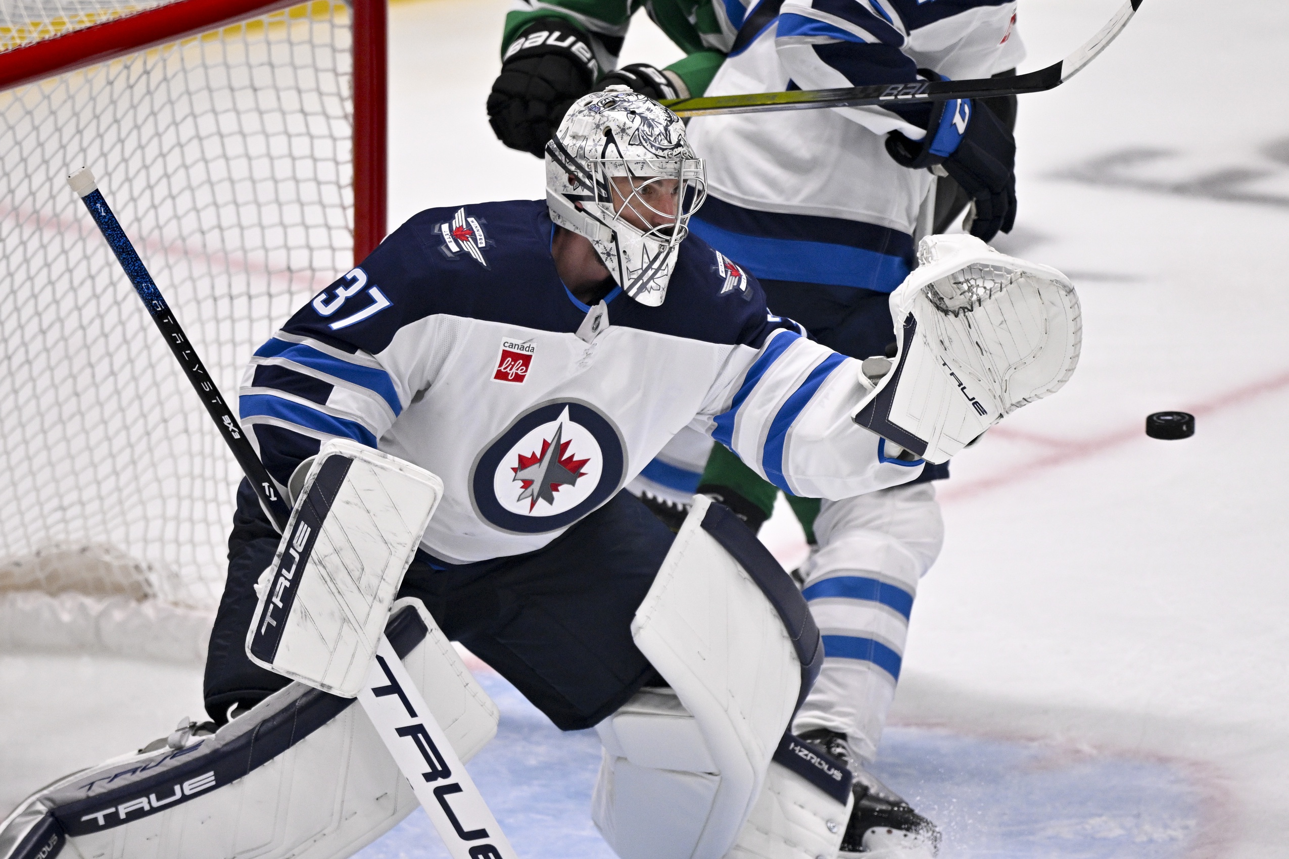  Winnipeg vs Minnesota AI Prediction: Free NHL Betting Insights for Jan 15. Credit USA TODAY/IMAGN