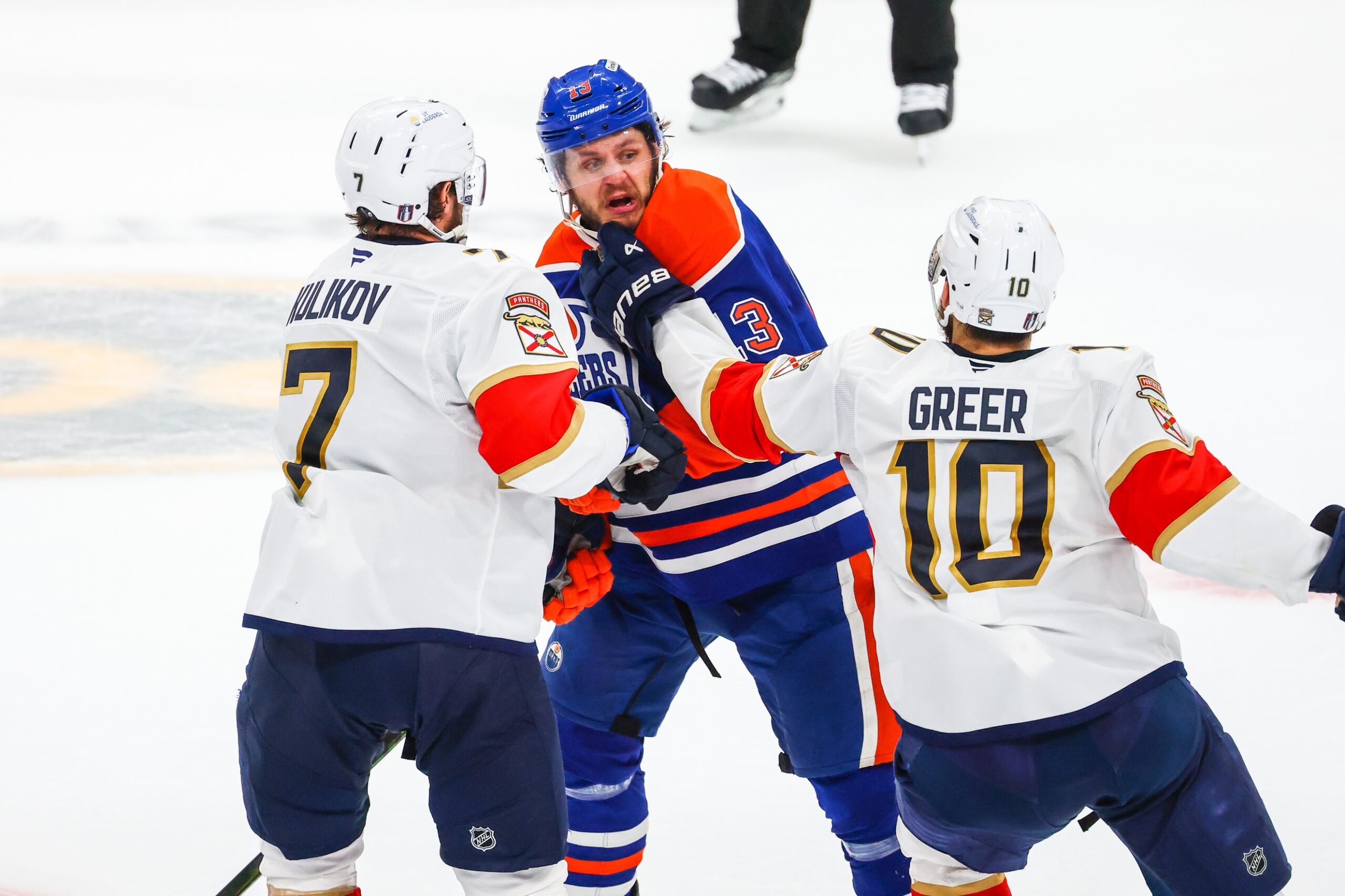  Chicago vs Edmonton AI Prediction: Free NHL Betting Insights for Nov 01. Credit USA TODAY/IMAGN