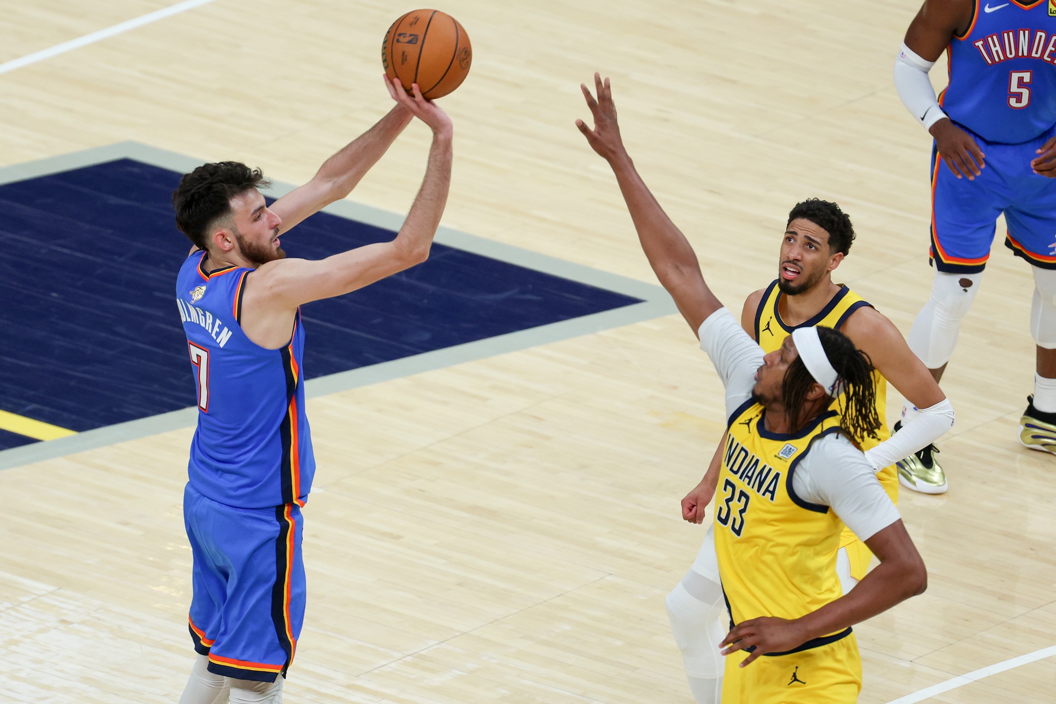  Charlotte vs Oklahoma City AI Prediction: Free NBA Betting Insights for Jan 01. Credit USA TODAY/IMAGN