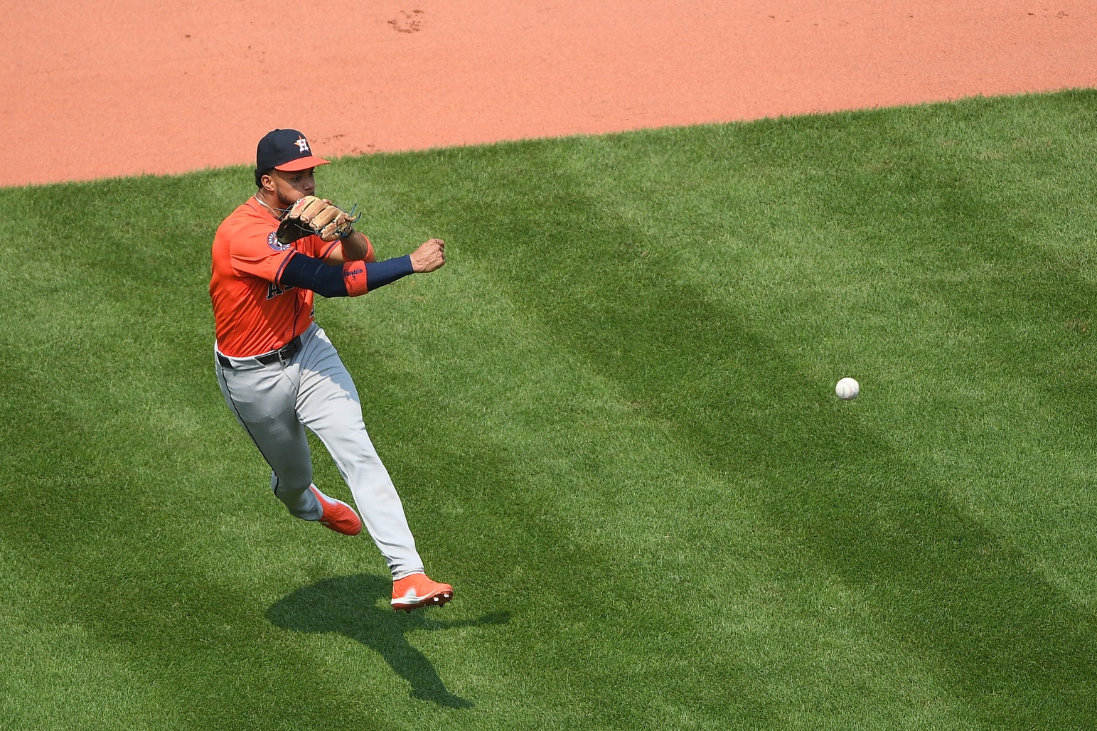 The Houston Astros travel to loanDepot Park to face off against the Miami Marlins in the August 4, 2025 matchup in Miami. The Marlins are slight favorites in the money line, but Houston is favored on the -1.5 run line with total set at 8.5, setting the stage for a tight betting tug‑of‑war. Houston vs Miami AI Prediction: Free MLB Betting Insights for Aug 04. Credit USA TODAY/IMAGN