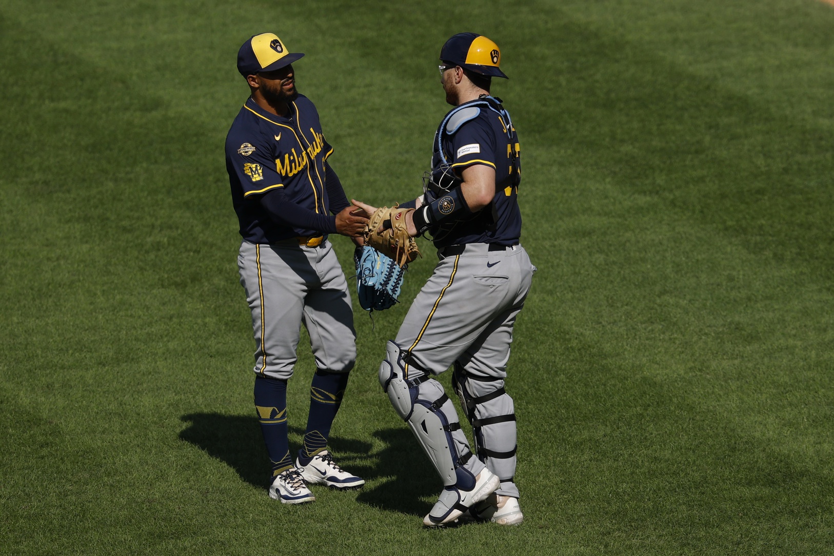The Milwaukee Brewers travel to Truist Park on August 4, 2025 to face the Atlanta Braves in a matchup highlighting a first-place NL Central team against a Braves squad trying to regain its footing. Odds favor Milwaukee on the money line and the run line, with the over/under tagged around 8.5 runs—suggesting expectations for balanced action with moderate scoring. Milwaukee vs Atlanta AI Prediction: Free MLB Betting Insights for Aug 04. Credit USA TODAY/IMAGN
