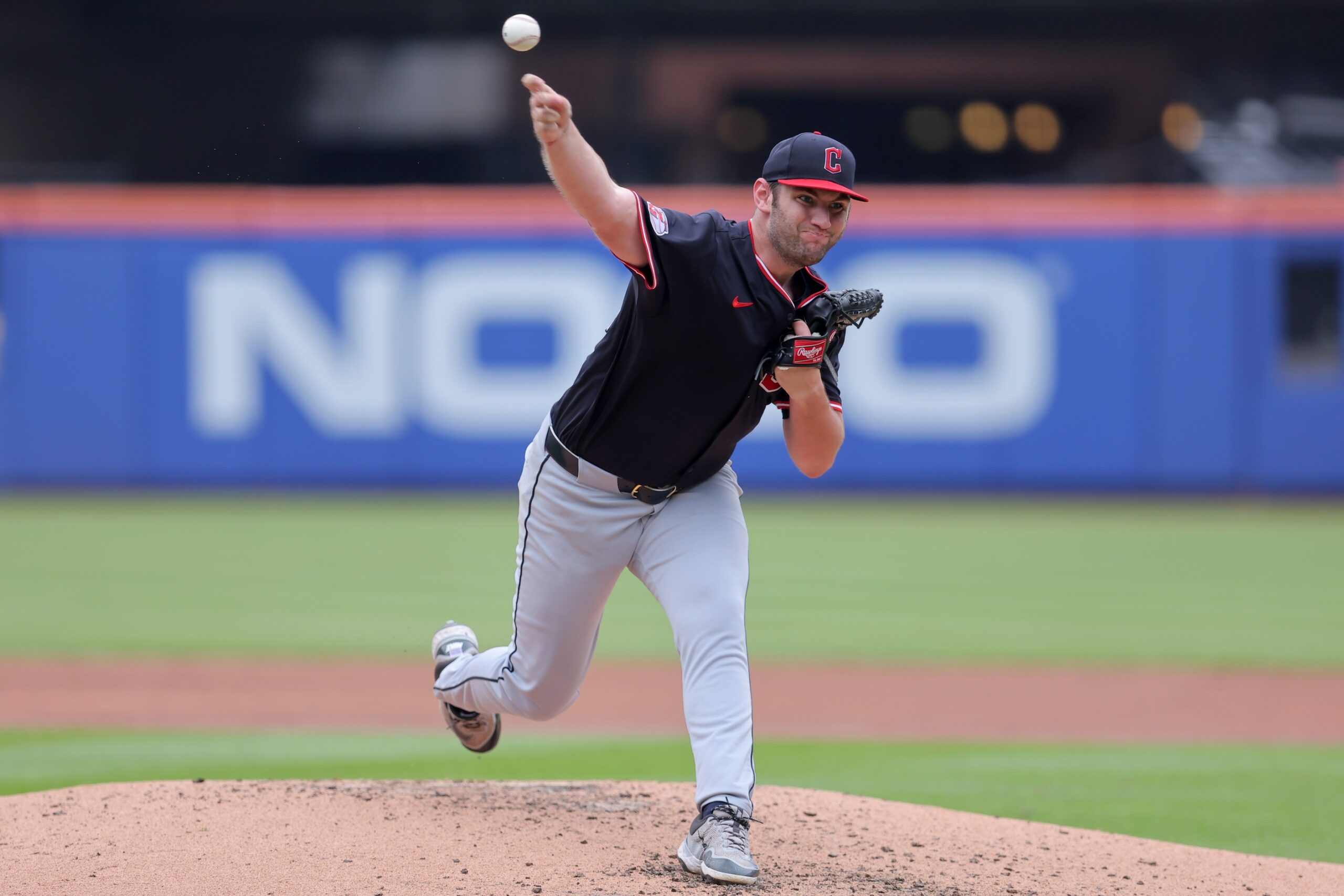 The Guardians travel to Guaranteed Rate Field aiming to edge above .500, while the White Sox look to keep the rubber match close in what shapes up as a tight contest. Cleveland arrives with a slightly cleaner recent record, but Chicago’s desperation at home adds a compelling underdog angle. Cleveland vs Chicago White Sox AI Prediction: Free MLB Betting Insights for Aug 08. Credit USA TODAY/IMAGN