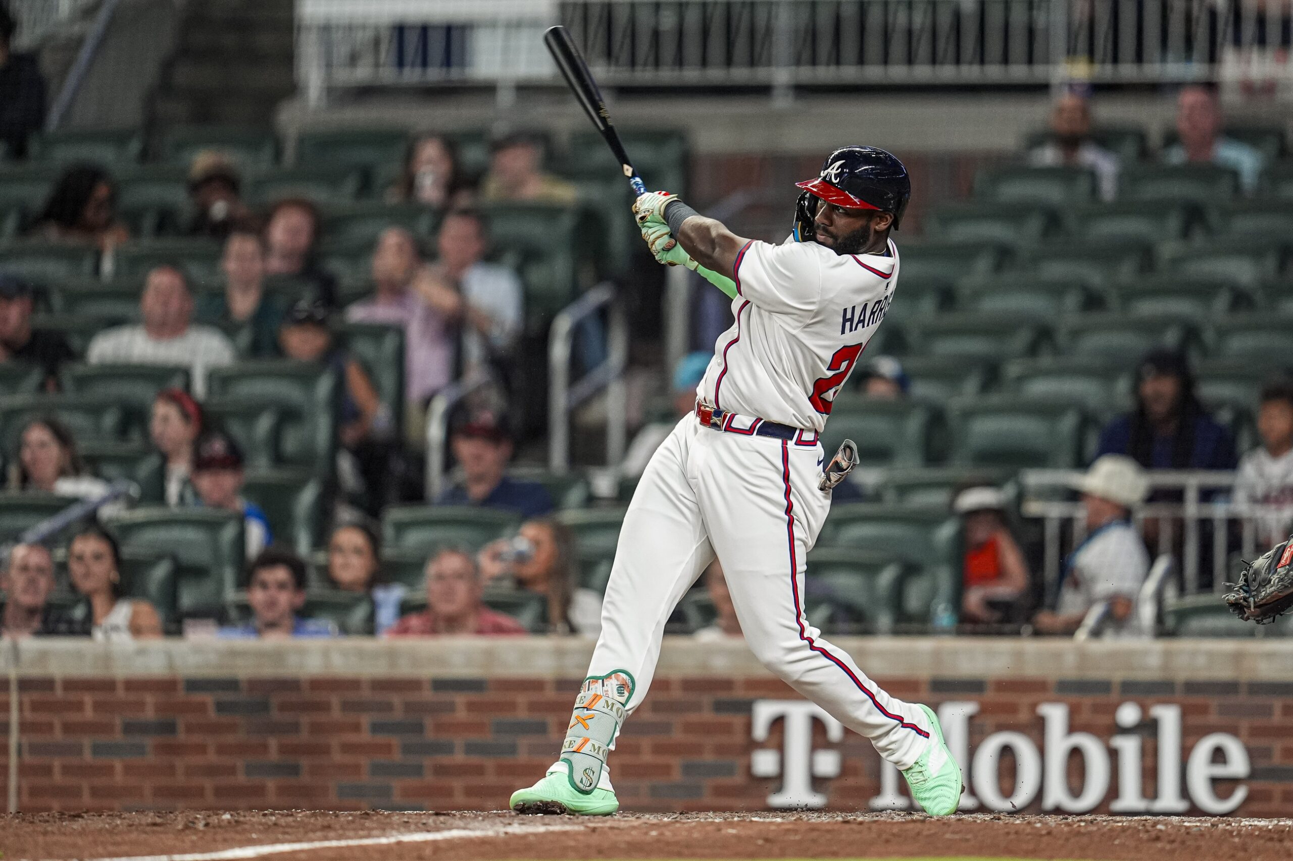 The Miami Marlins travel to Truist Park to face the Atlanta Braves on Thursday, August 7, 2025, with first pitch at 7:15 p.m. ET. Oddsmakers have Miami as a slight favorite at around –116 on the moneyline, with Atlanta close behind at –104, and the total set at 8.5 runs. Miami vs Atlanta AI Prediction: Free MLB Betting Insights for Aug 07. Credit USA TODAY/IMAGN