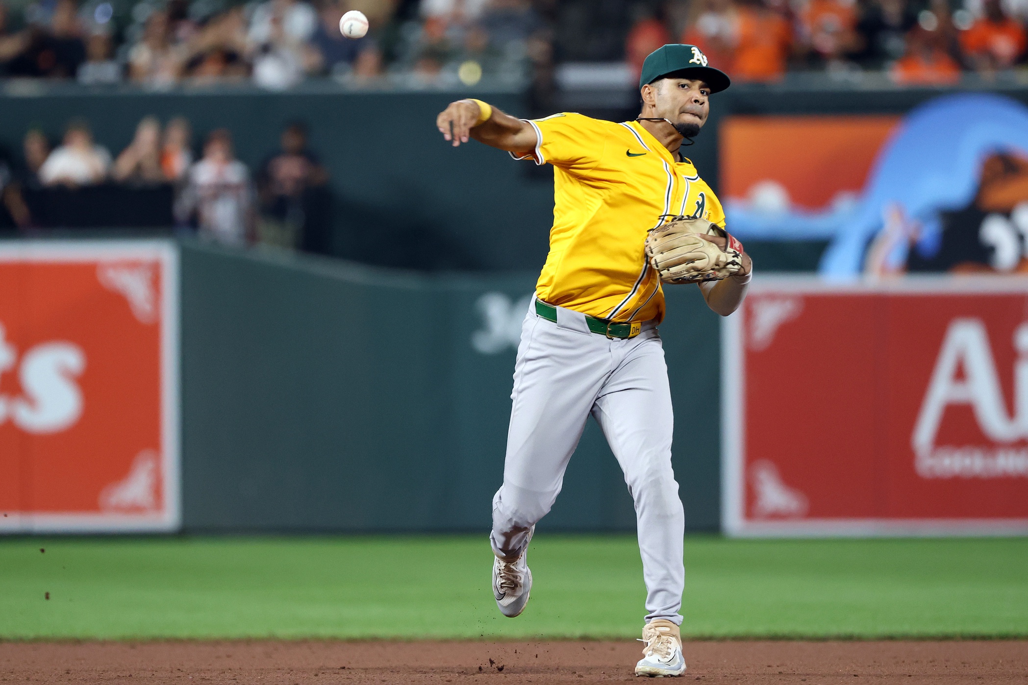 Baltimore hosts the Athletics at Oriole Park at Camden Yards on Saturday, August 9, with the Orioles aiming to build on a series-opening win and the A’s trying to even the set. Early pricing tilts slightly toward Baltimore and a total around 10 suggests run-scoring conditions if contact quality shows up. Athletics vs Baltimore AI Prediction: Free MLB Betting Insights for Aug 09. Credit USA TODAY/IMAGN