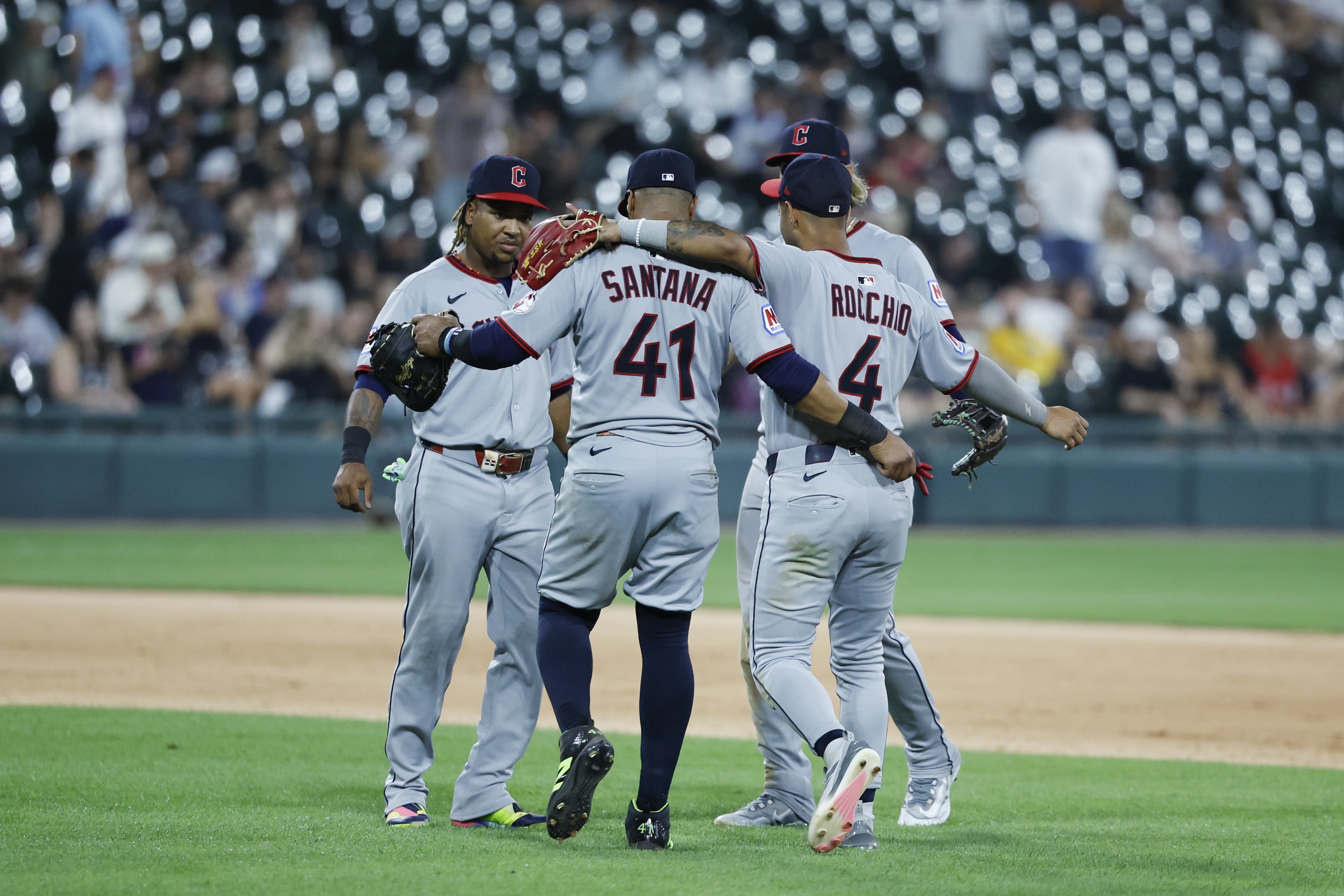 The Guardians visit the White Sox at Guaranteed Rate Field on Saturday, August 9, with Cleveland looking to bank another road win in a divisional matchup and Chicago aiming to play spoiler behind youthful energy and revamped roles. Expect a contrast in identities: Cleveland’s run prevention and contact pressure versus Chicago’s hunt for timely power and clean late-inning execution. Cleveland vs Chicago White Sox AI Prediction: Free MLB Betting Insights for Aug 09. Credit USA TODAY/IMAGN