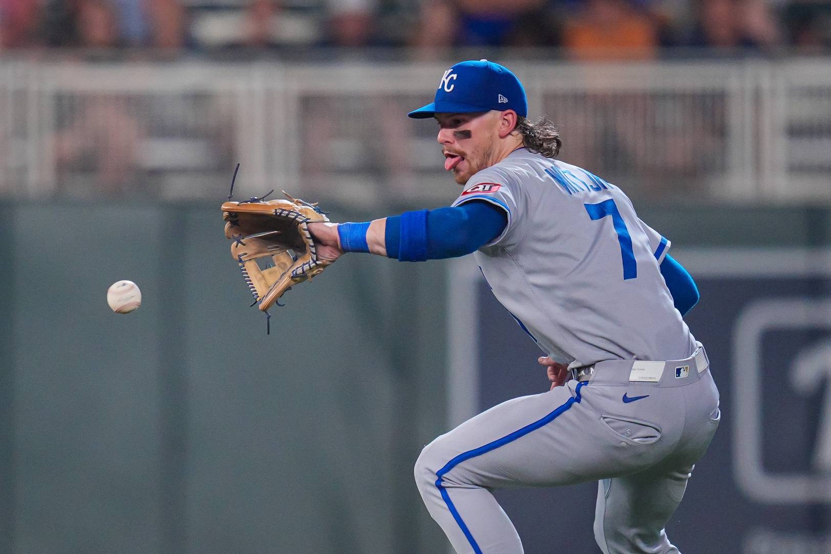 The Royals head north to face the Twins at Target Field on Saturday, August 9, with Kansas City looking to climb back toward .500 and Minnesota aiming to stabilize after a tough stretch. The Twins are slotted as modest betting favorites with a total near 8.5, signaling expectations for a low to mid-scoring, pitcher-leaning duel. Kansas City vs Minnesota AI Prediction: Free MLB Betting Insights for Aug 09. Credit USA TODAY/IMAGN