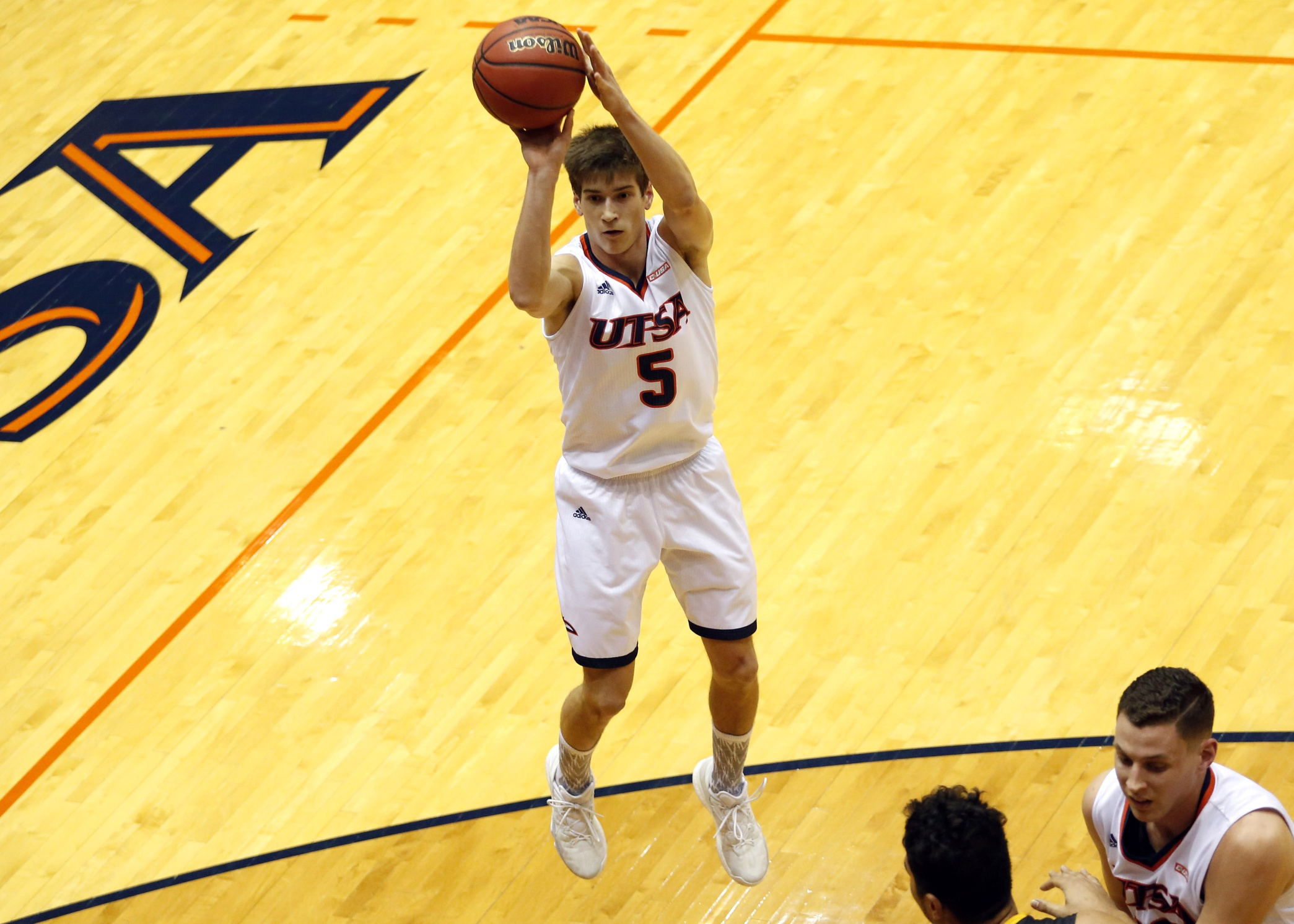 UAB vs UTSA AI Prediction: Free CBB Betting Insights for Jan 01. Credit USA TODAY/IMAGN